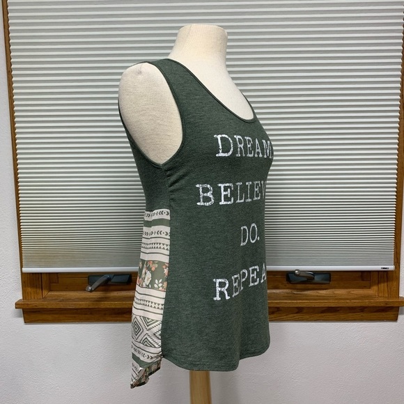 About A Girl Green Dream Believe Do Repeat tank top Size Small - Picture 5 of 9